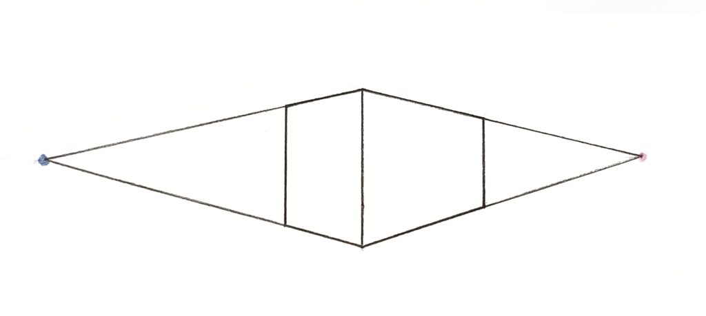 箱の左側の側面の上下2辺をそのまま伸ばしていくと、消失点がある